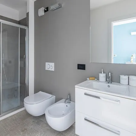 Apartman With Sea View, Private Garden,