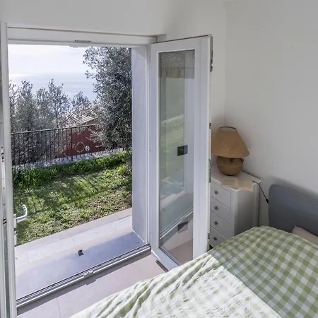 With Sea View, Private Garden, Больяско